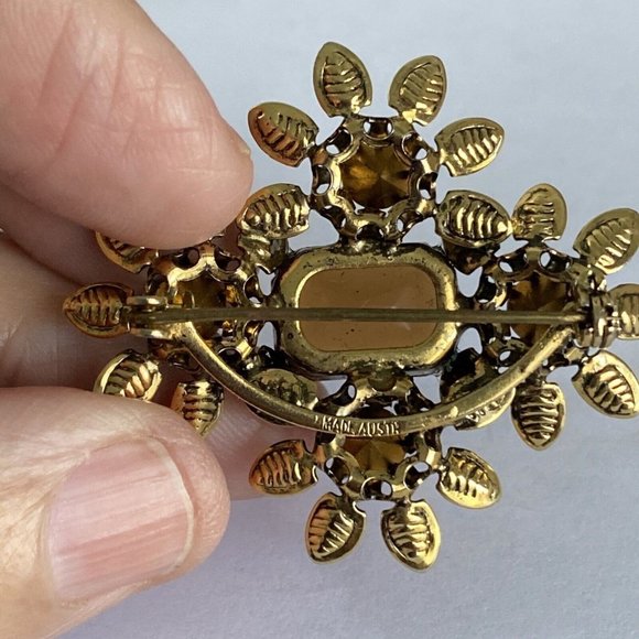 Vintage AMBER Peridot Red Rhinestone Pin Brooch Gold Tone Made AUSTRIA 1.5” - Picture 12 of 12